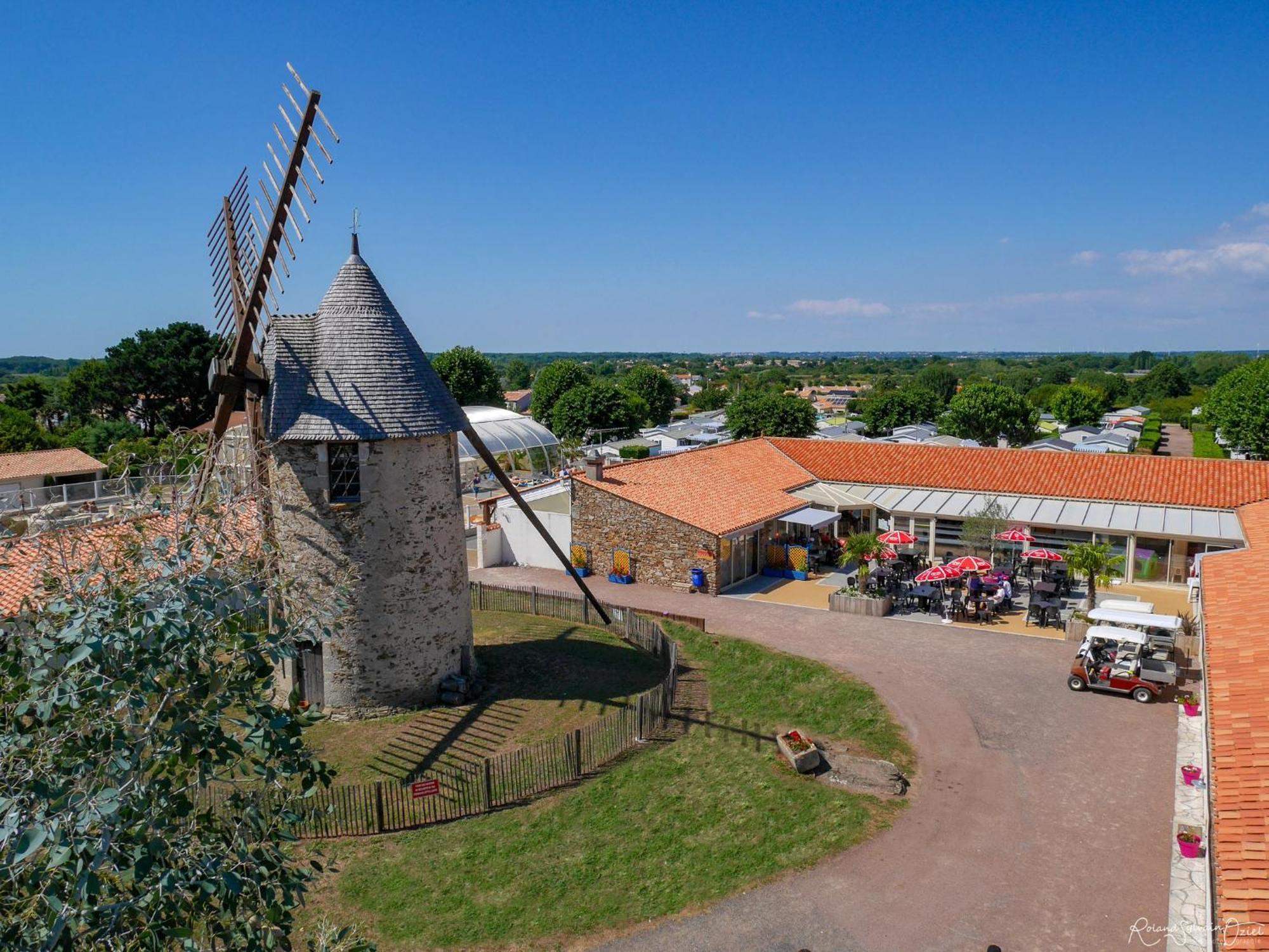 Camping Le Moulin De La Salle Ле-Сабль-д’Олон Экстерьер фото